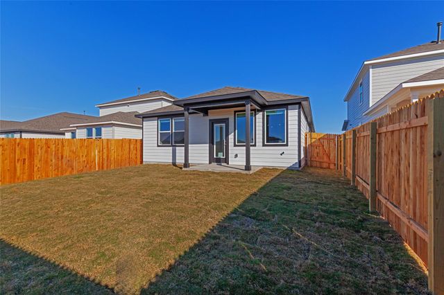 311 Sundown Ave, Del Valle, TX 78610