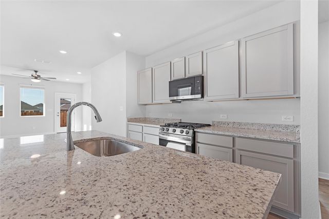 311 Sundown Ave, Del Valle, TX 78610