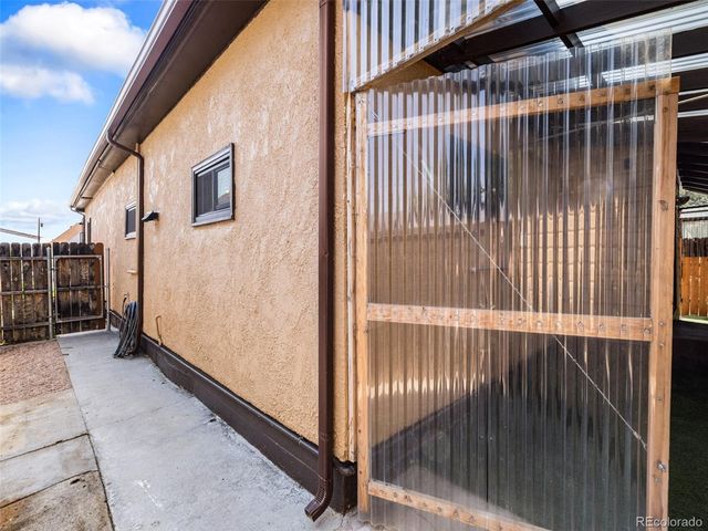 2213 E Evans Avenue, Pueblo, CO 81004