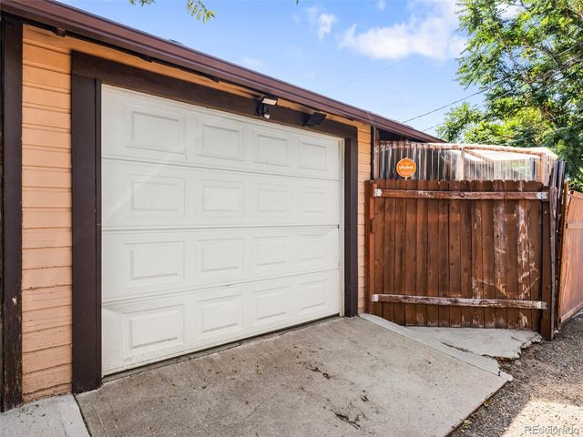 2213 E Evans Avenue, Pueblo, CO 81004