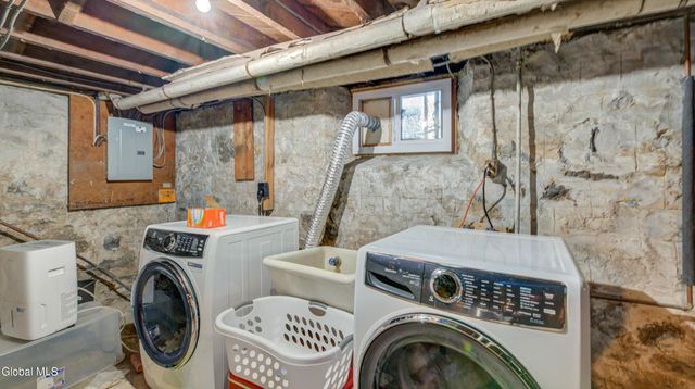 375 W Main Street, Amsterdam, NY 12010