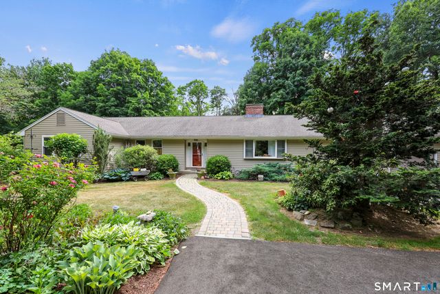161 Great Pond Road, Simsbury, CT 06070