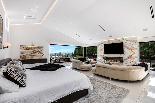 677 Nimes Road, Bel Air, CA 90077