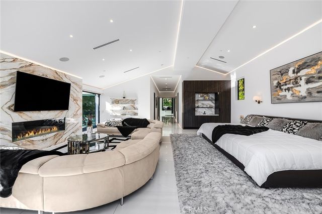 677 Nimes Road, Bel Air, CA 90077