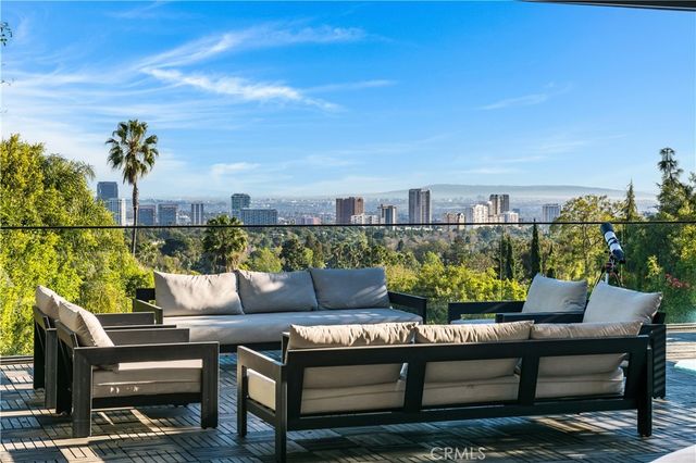 677 Nimes Road, Bel Air, CA 90077