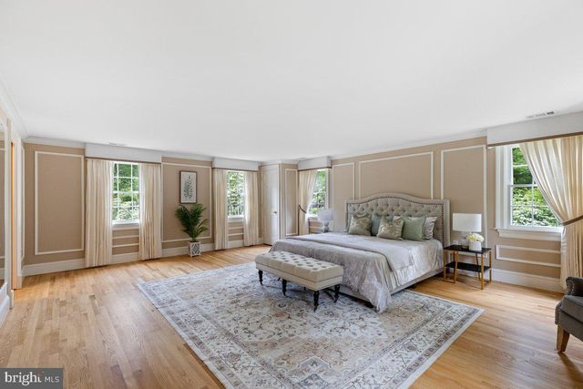 18 WINFIELD RD, Princeton, NJ 08540