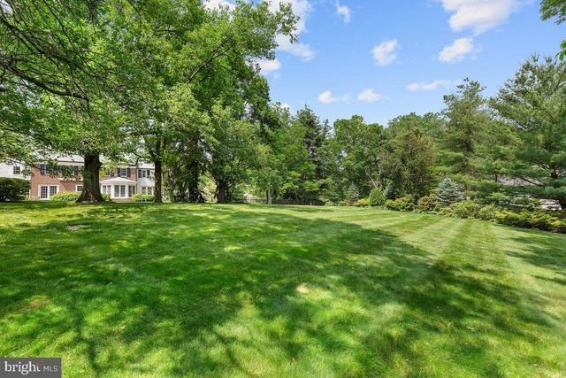 18 WINFIELD RD, Princeton, NJ 08540