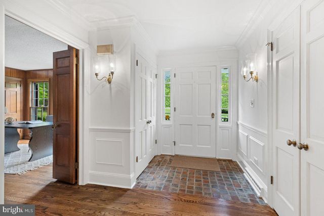 18 WINFIELD RD, Princeton, NJ 08540