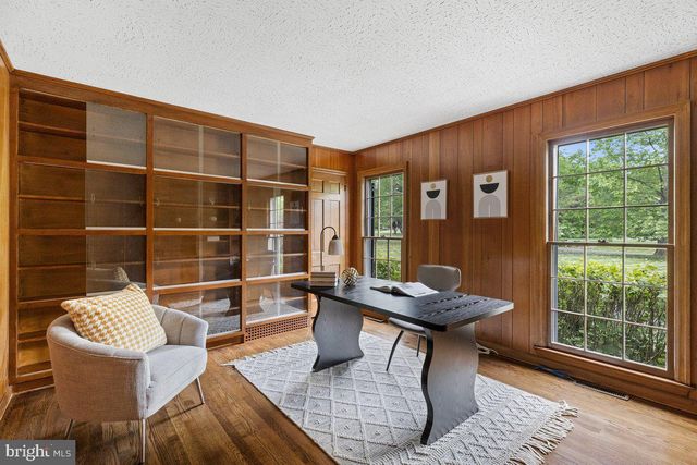 18 WINFIELD RD, Princeton, NJ 08540