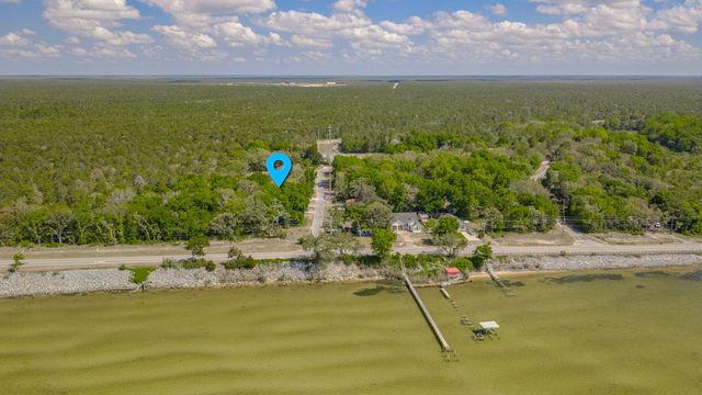 328 Chippewa Drive, Niceville, FL 32578