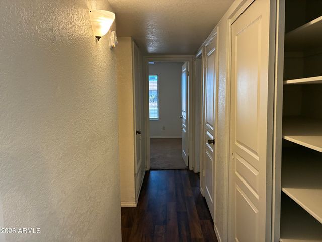 602 W WICKIEUP Lane, Phoenix, AZ 85027