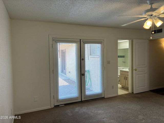602 W WICKIEUP Lane, Phoenix, AZ 85027