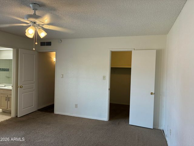 602 W WICKIEUP Lane, Phoenix, AZ 85027