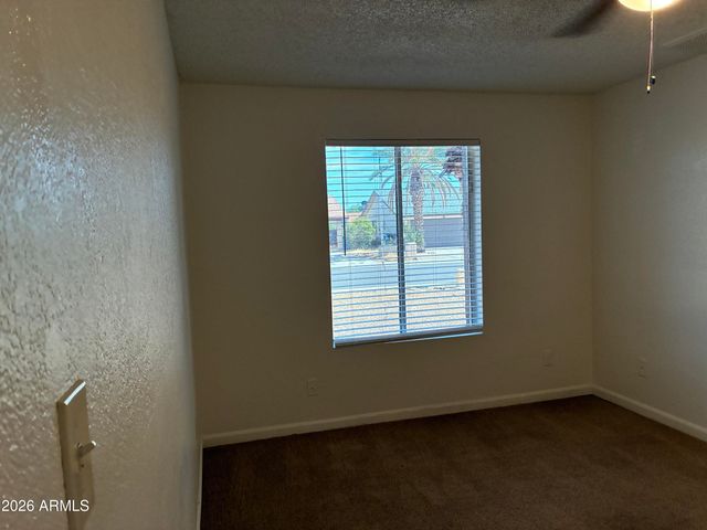 602 W WICKIEUP Lane, Phoenix, AZ 85027