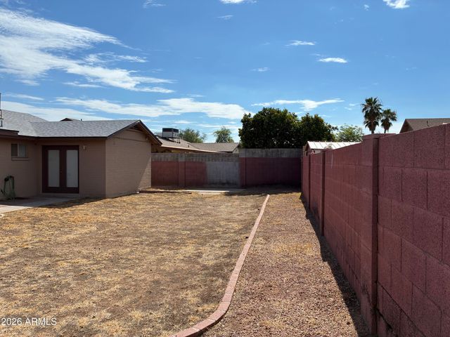 602 W WICKIEUP Lane, Phoenix, AZ 85027