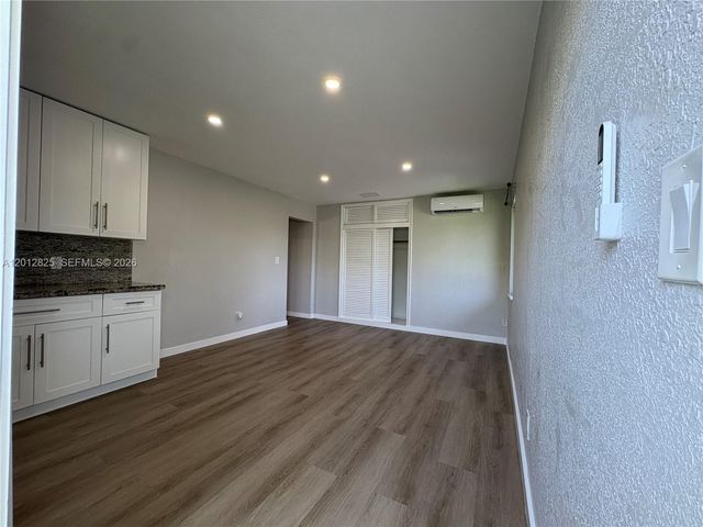 11960 SW 35th Ter 1, Miami, FL 33175