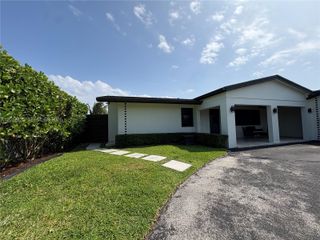 11960 SW 35th Ter 1, Miami, FL 33175