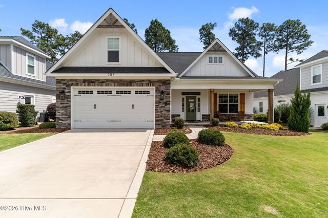 205 Luss Lane, Southern Pines, NC 28387