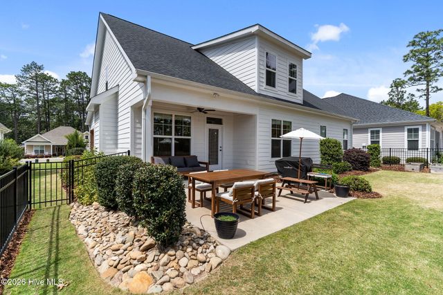 205 Luss Lane, Southern Pines, NC 28387