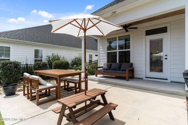 205 Luss Lane, Southern Pines, NC 28387