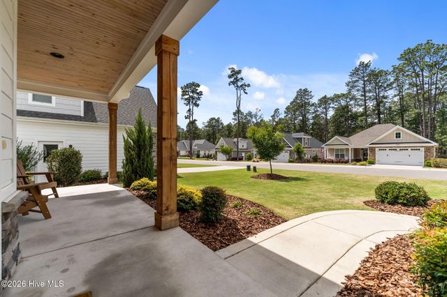 205 Luss Lane, Southern Pines, NC 28387