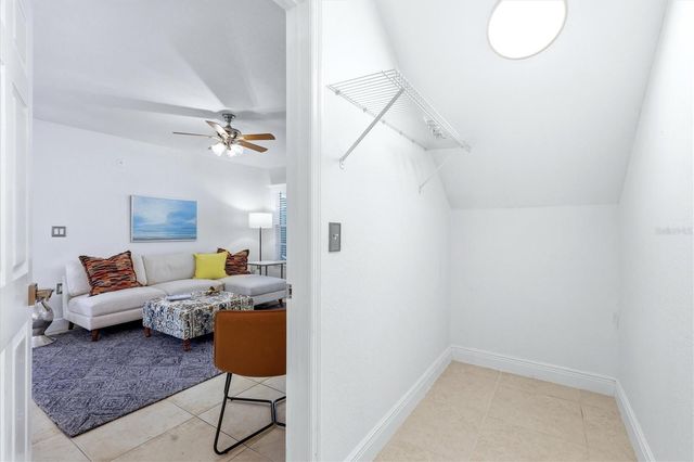 8911 MANOR LOOP 102, Lakewood Ranch, FL 34202