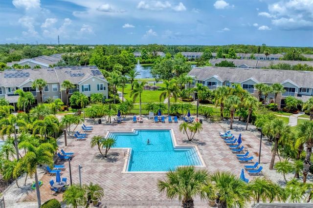 8911 MANOR LOOP 102, Lakewood Ranch, FL 34202