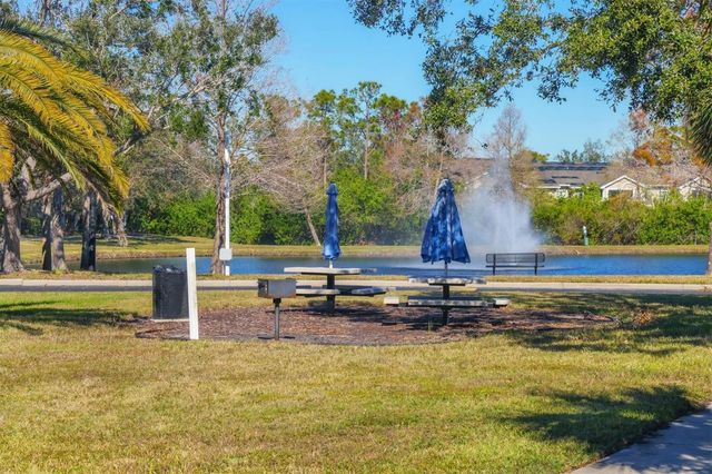 8911 MANOR LOOP 102, Lakewood Ranch, FL 34202