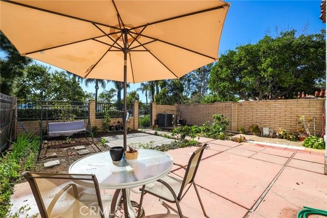 26 Palmento Way, Irvine, CA 92612