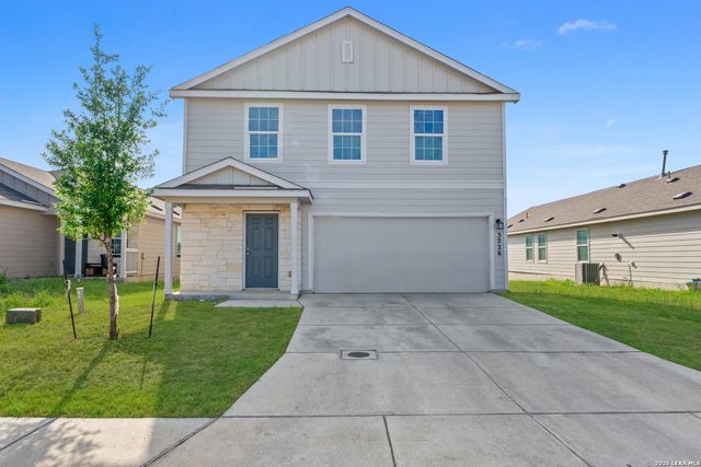 3226 CARDUCCI DR, Converse, TX 78109