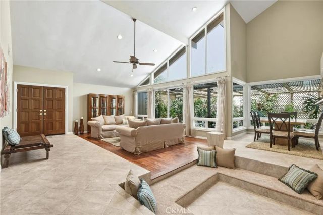 5872 Shaker, Riverside, CA 92506