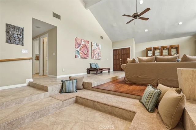 5872 Shaker, Riverside, CA 92506