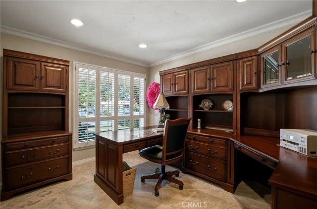 5872 Shaker, Riverside, CA 92506