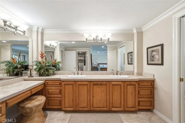 5872 Shaker, Riverside, CA 92506