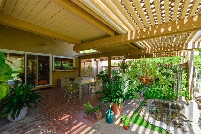 5872 Shaker, Riverside, CA 92506