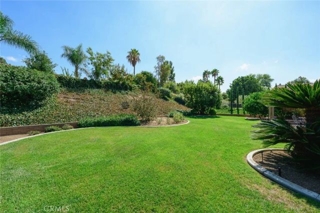 5872 Shaker, Riverside, CA 92506