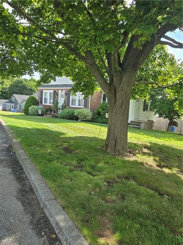 67 Kearney Street, Cranston, RI 02920