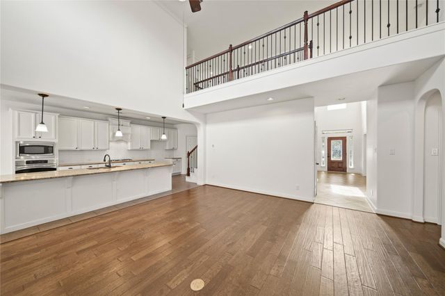 9210 Cold Hollow Lane, Missouri City, TX 77459