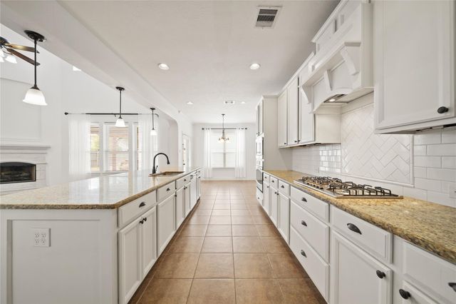 9210 Cold Hollow Lane, Missouri City, TX 77459