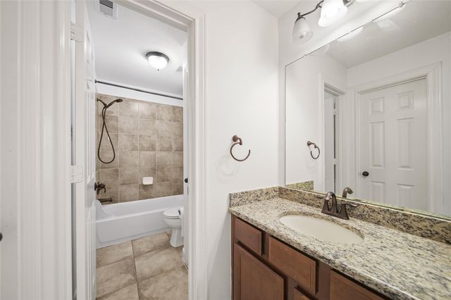 9210 Cold Hollow Lane, Missouri City, TX 77459