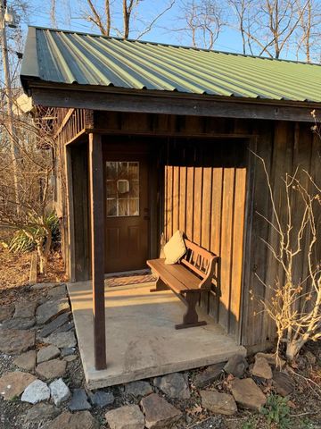 6237 AR 16 HWY, Fallsville, AR 72830