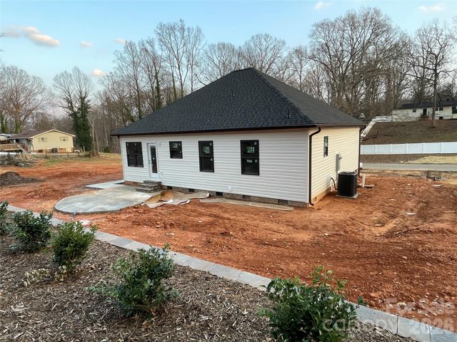 203 Willow Street, Stanley, NC 28164