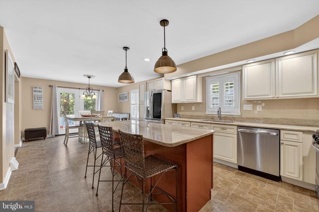 727 HURFFVILLE CROSSKEYS RD, Sewell, NJ 08080