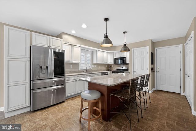727 HURFFVILLE CROSSKEYS RD, Sewell, NJ 08080