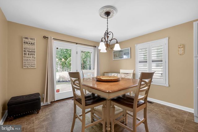 727 HURFFVILLE CROSSKEYS RD, Sewell, NJ 08080
