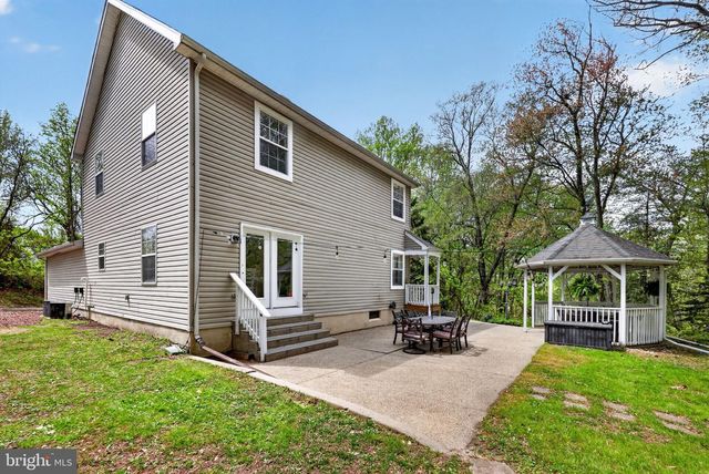 727 HURFFVILLE CROSSKEYS RD, Sewell, NJ 08080