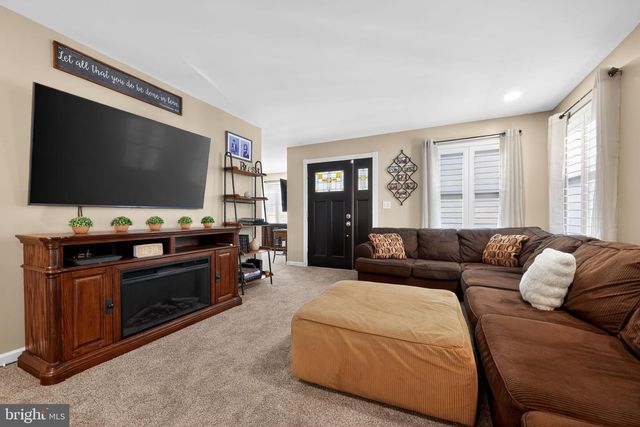727 HURFFVILLE CROSSKEYS RD, Sewell, NJ 08080