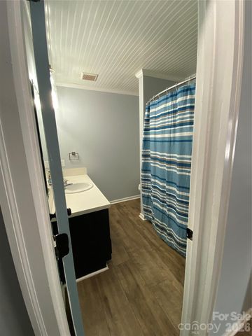 72 Pleasant Garden Drive, Taylorsville, NC 28681