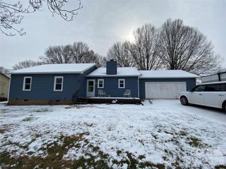 72 Pleasant Garden Drive, Taylorsville, NC 28681