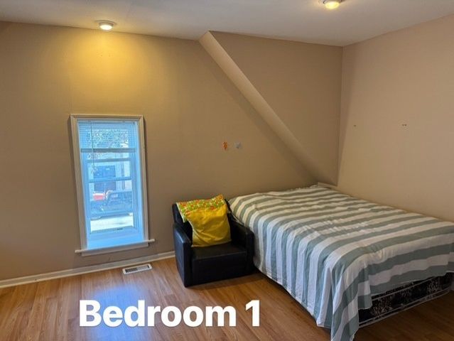 944 W 32nd Street, Chicago, IL 60608